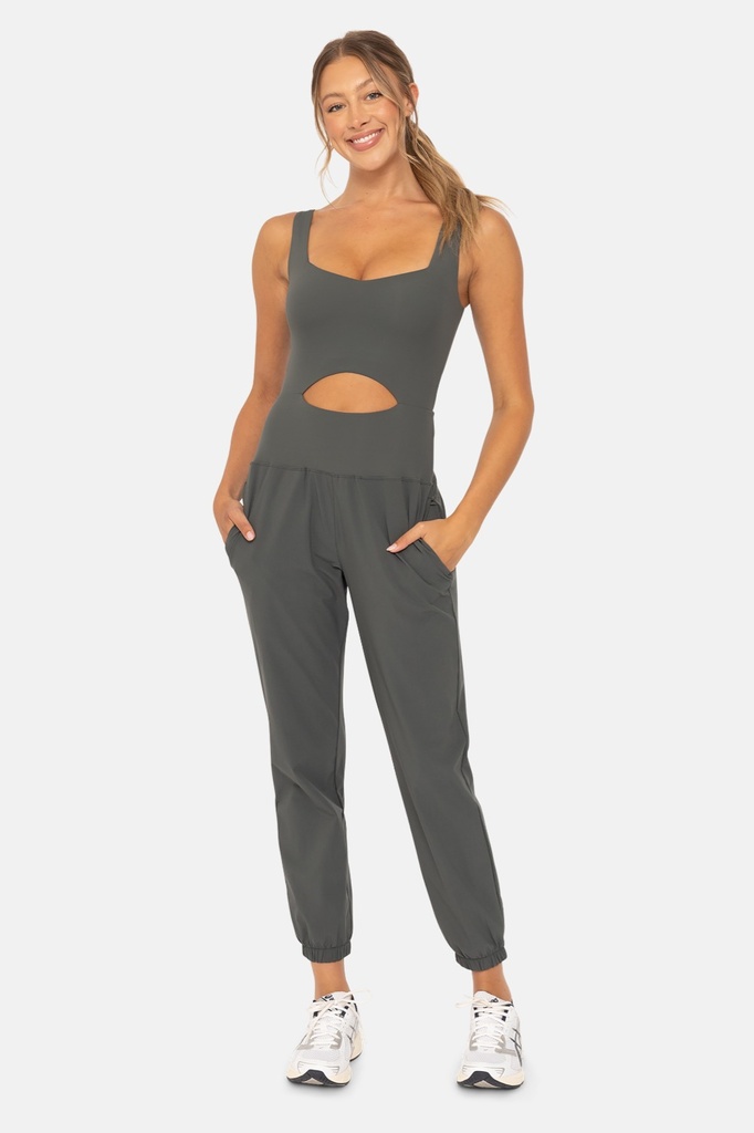 KEYHOLE CUTOUT JUMPSUIT