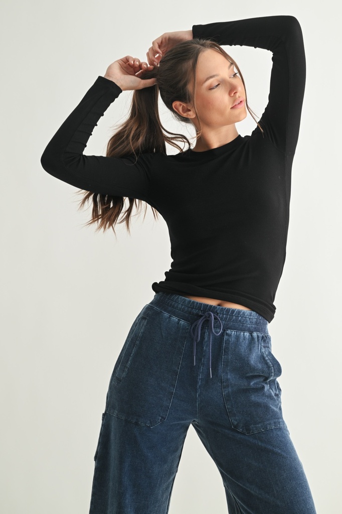 ESSENTIAL MICRO RIBBED TOP